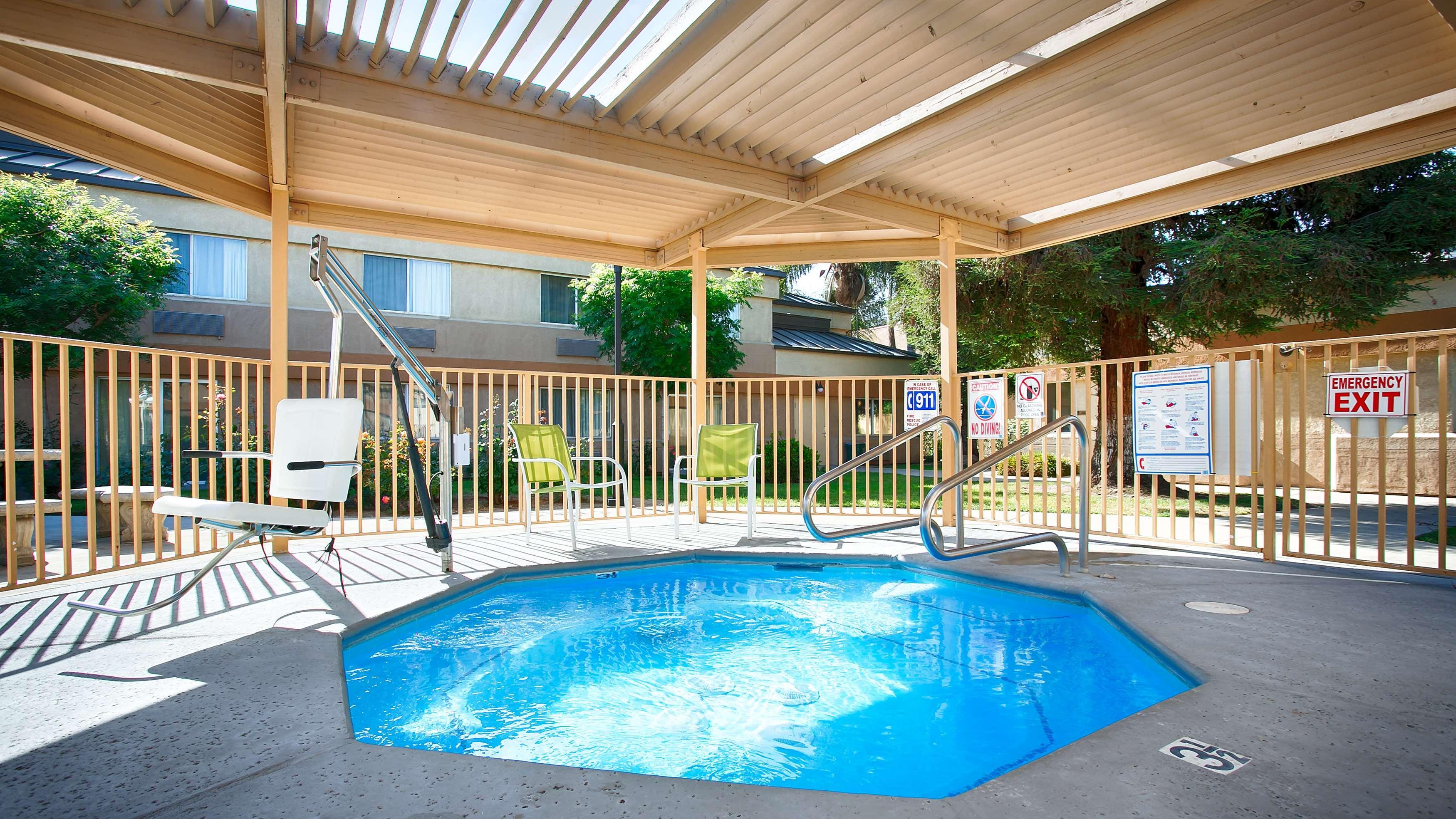 Best Western Porterville Inn Экстерьер фото