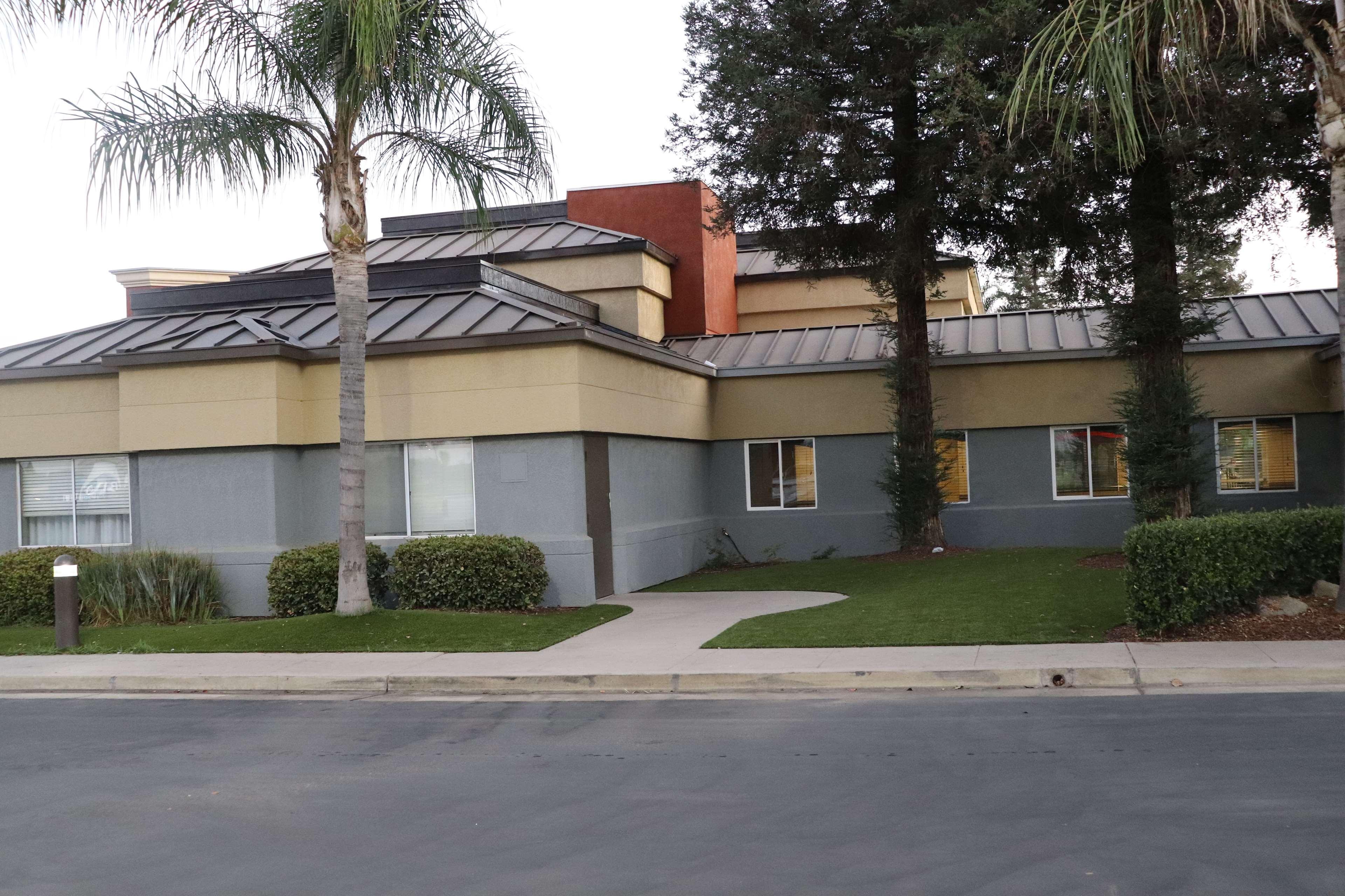 Best Western Porterville Inn Экстерьер фото