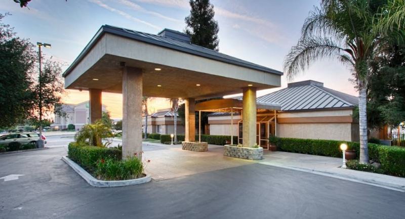 Best Western Porterville Inn Экстерьер фото